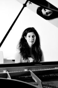 Nina Maghsoodloo - pianiste